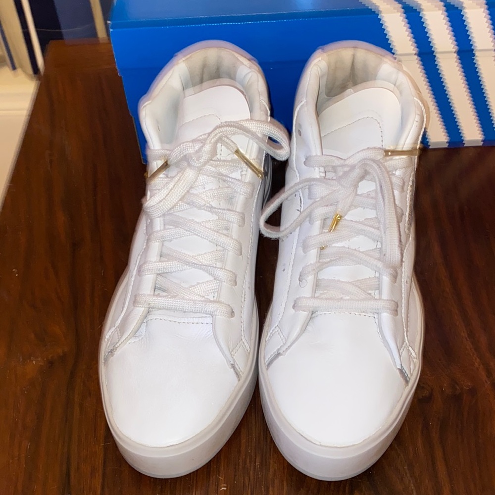 Adidas Fleek Mid